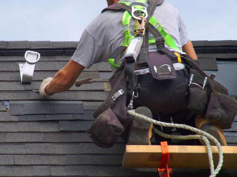 Know These 6 Things Before Putting on a New Roof