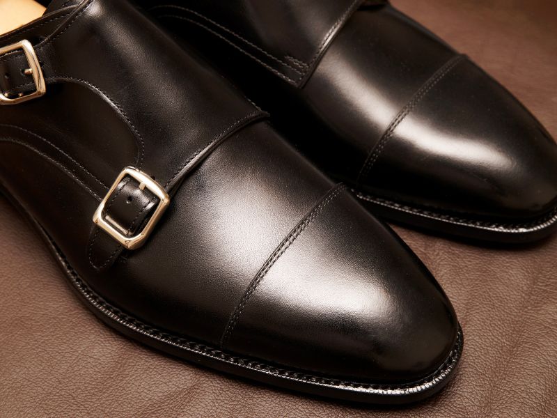Classic leather shoes