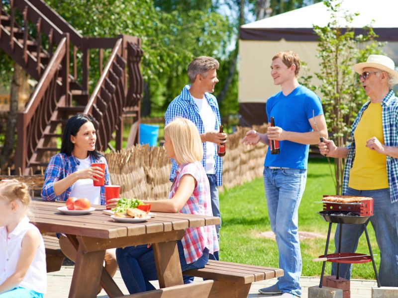 A Few Ideas To Create A Memorable Family Gathering At Home