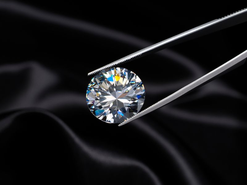 5 Reasons To Consider Lab-Grown Diamonds Over Natural