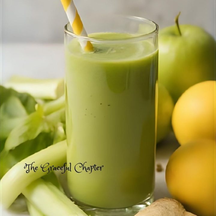 This Flat Belly Green Detox Smoothie is your perfect companion.